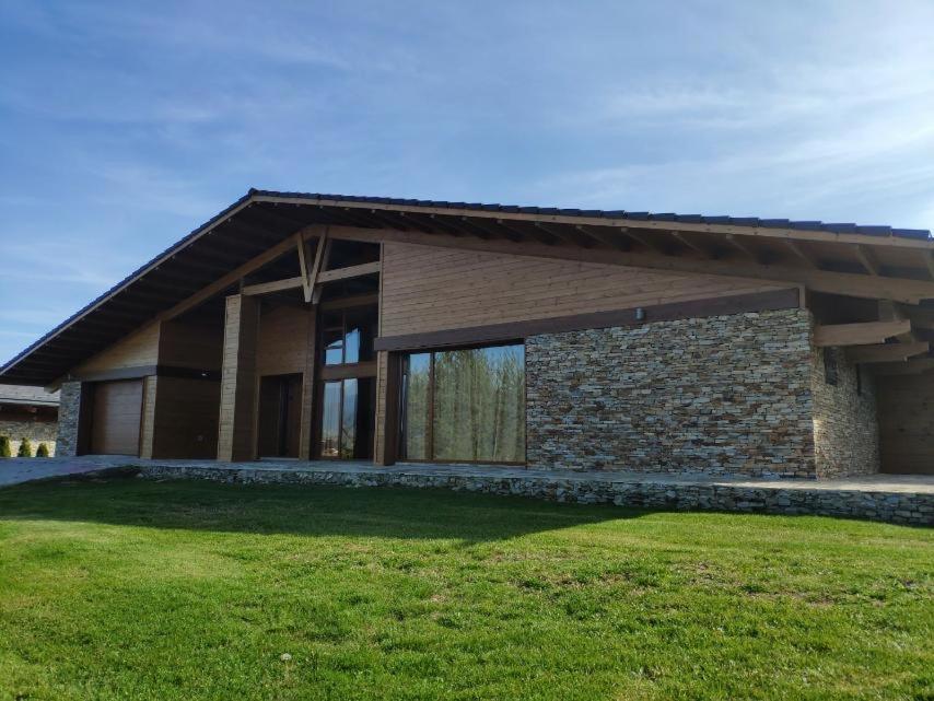 Villa Naya, Pirin Golf & Spa Banszko Kültér fotó